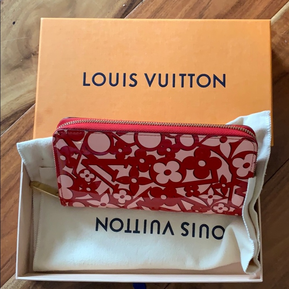 Louis Vuitton Sweet Monogram Zippy Wallet